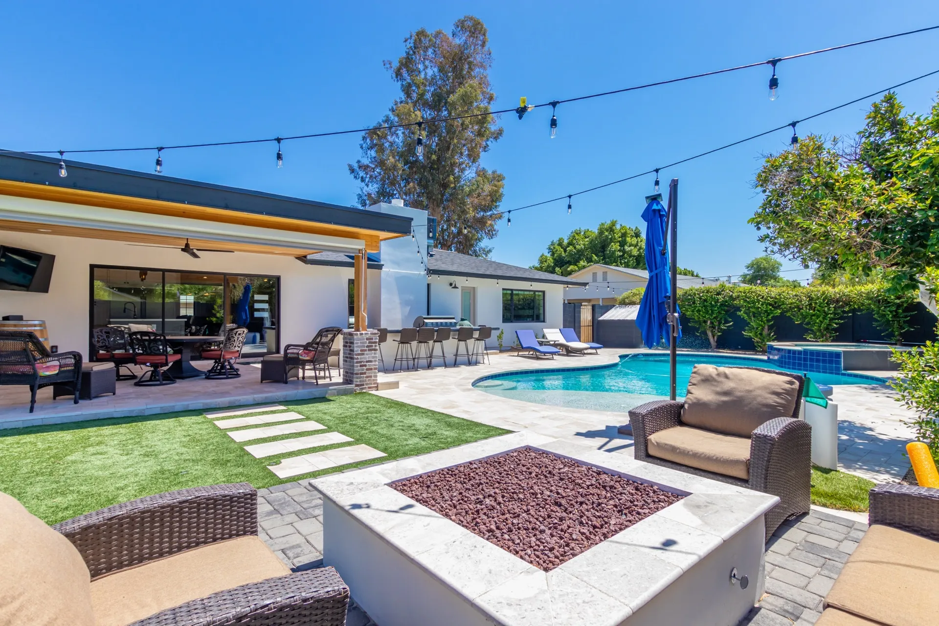 Custom Luxury Home 49th(34)_convert