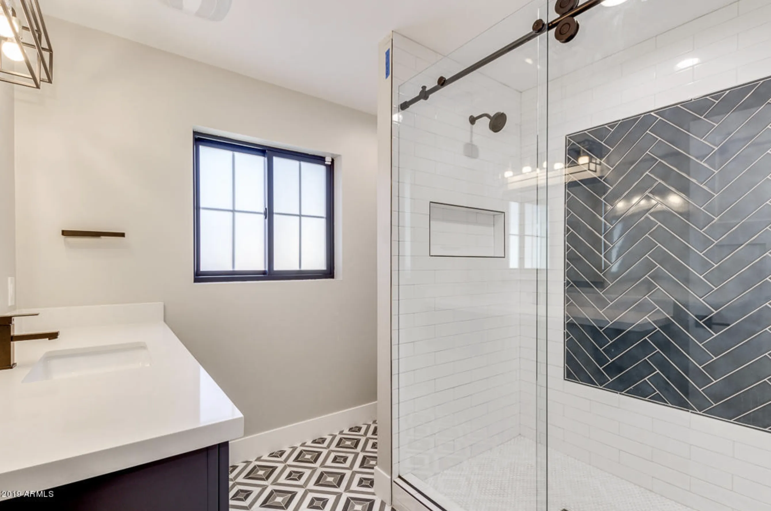 45th Pl Custom Luxury Home(18)_convert