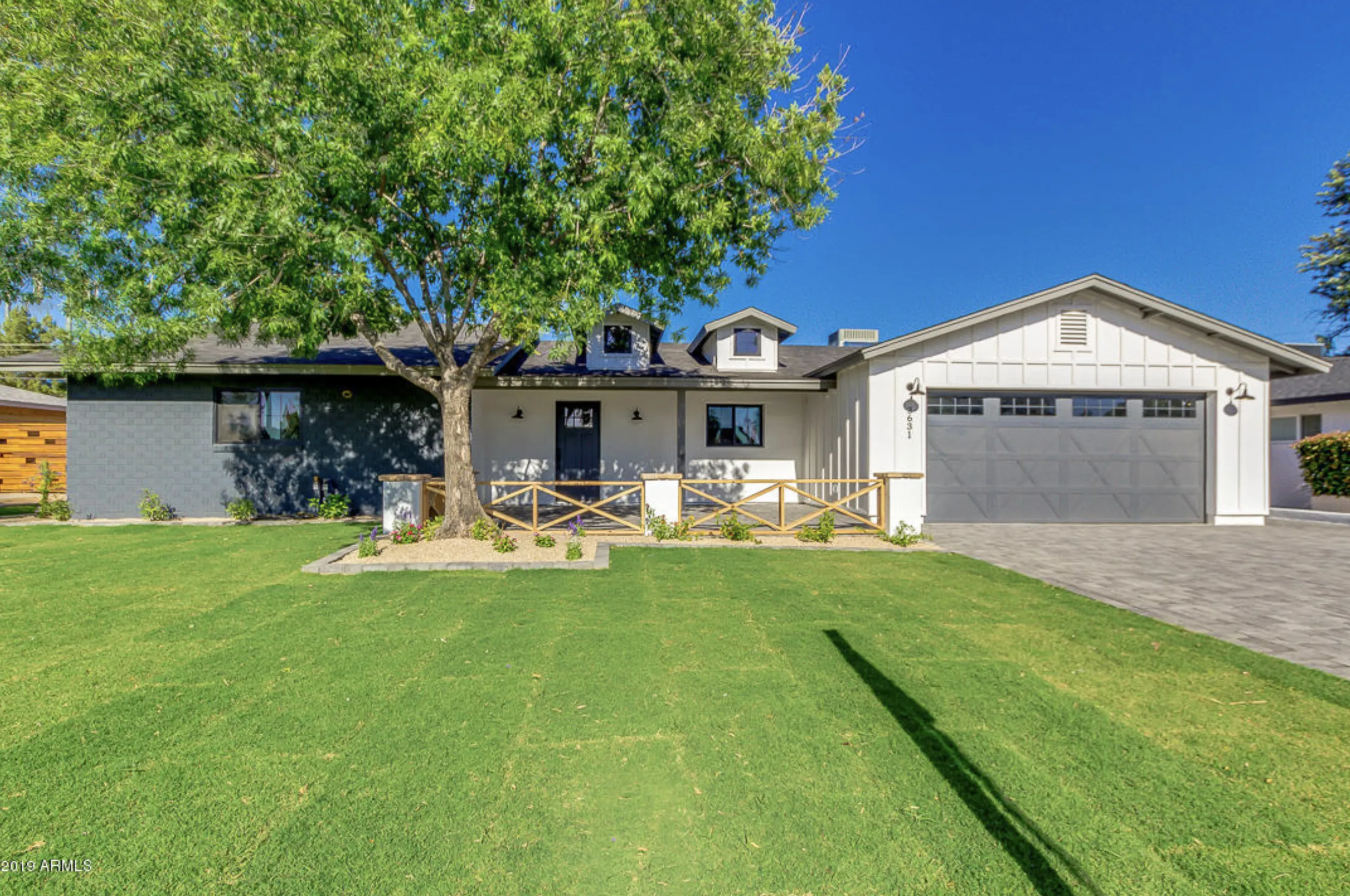 45th Pl Custom Luxury Home_convert
