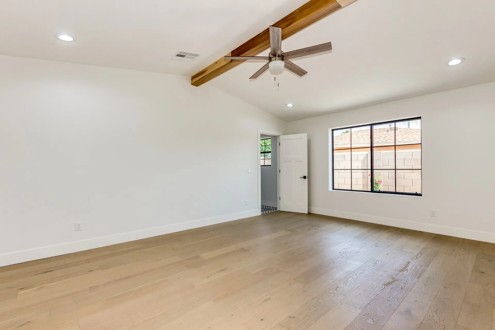 Custom Luxury Home ELH(15)_convert