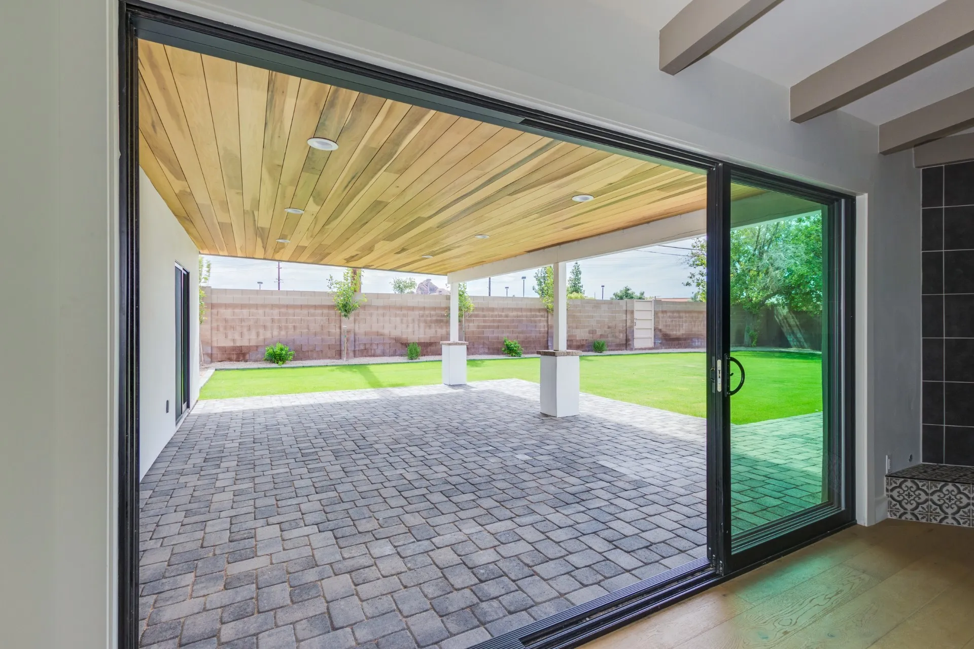 Custom Luxury Home ELH(21)_convert