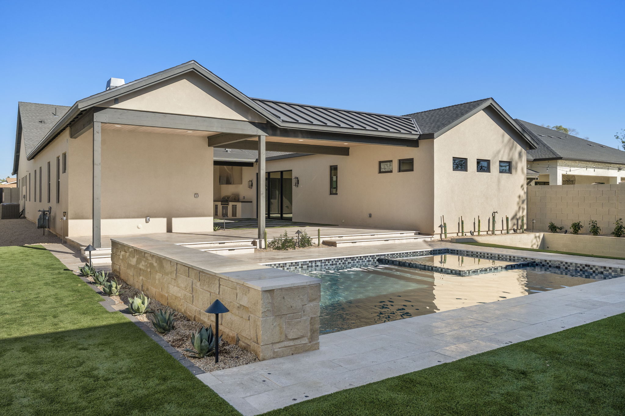 45-web-or-mls-4202-n-41st-pl
